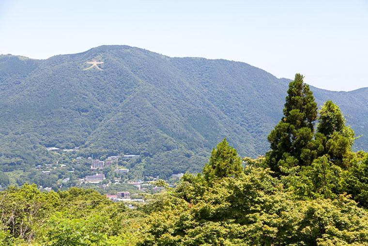 شقة スタジオーネ 箱根強羅 West - Stagione Hakone Gora West المظهر الخارجي الصورة